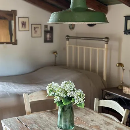 Soffitta Corfu 아파트 *